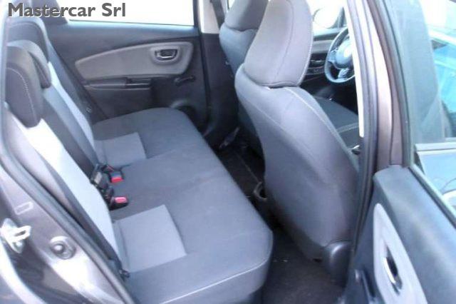 TOYOTA Yaris Yaris III 5p 1.5h Business (Finanziabile)-GB479GZ