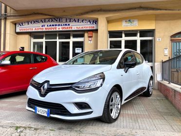 Renault Clio dCi 75 CV 5 porte Moschino - 2019