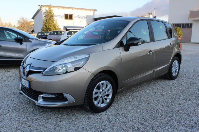 RENAULT Scenic XMod 1.5 dCi 110CV Start&amp;Stop Limited