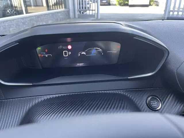 Peugeot 208 1.2 Hybrid 110cv ALLURE + ACCESS PACK KM ZERO
