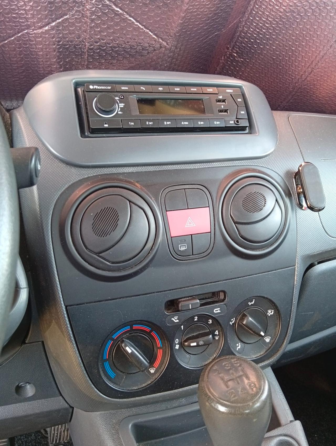 Peugeot Bipper Tepee 1.4 HDi 70CV Outdoor