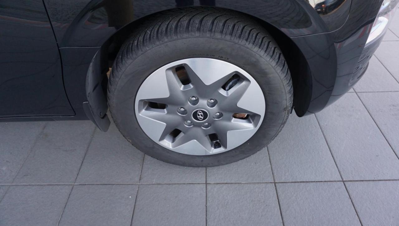 Hyundai STARIA 2.2 MT 2WD 9 posti Wagon