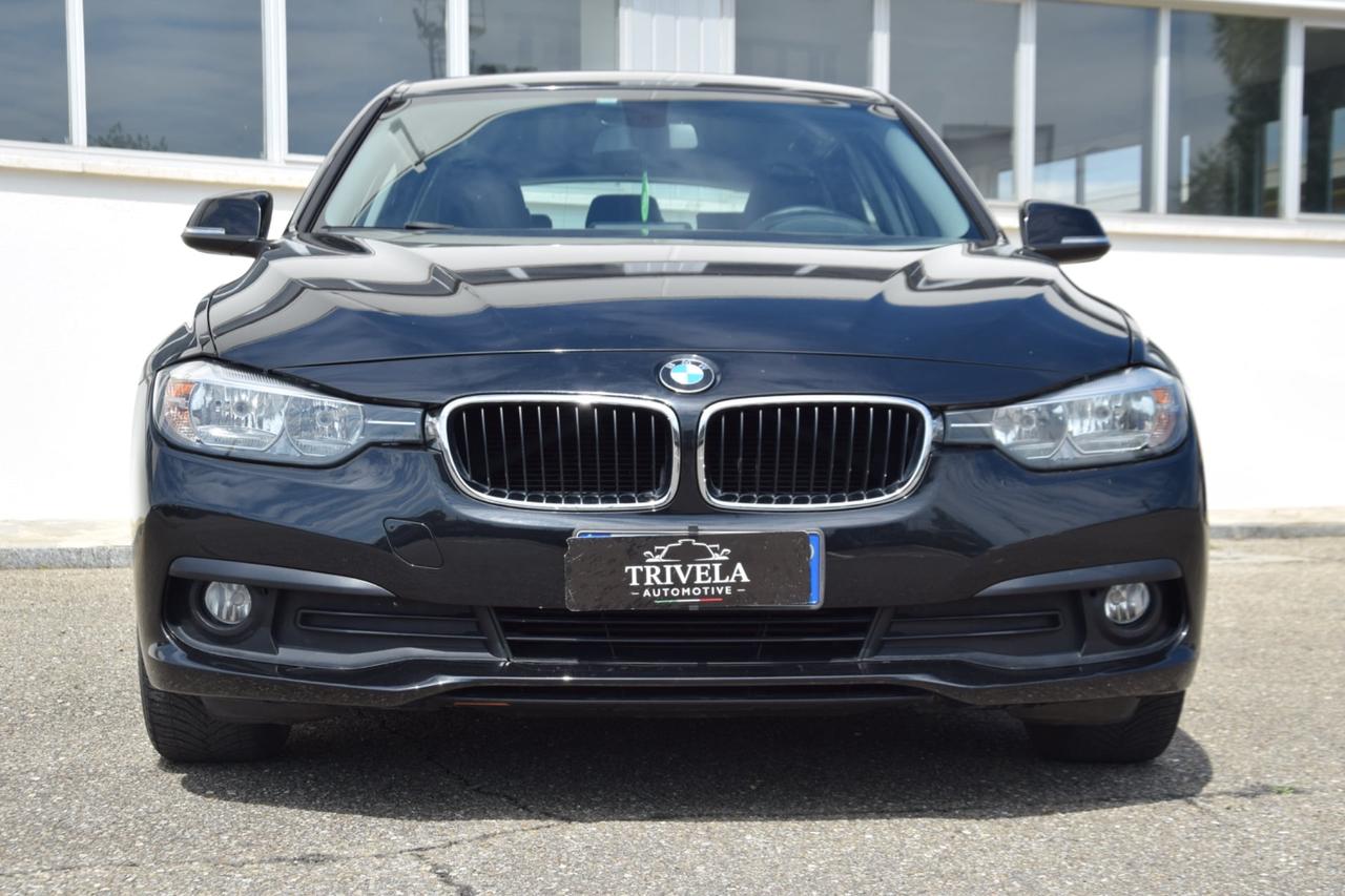 BMW Serie 3 (F30/31) 318d Touring Business A...