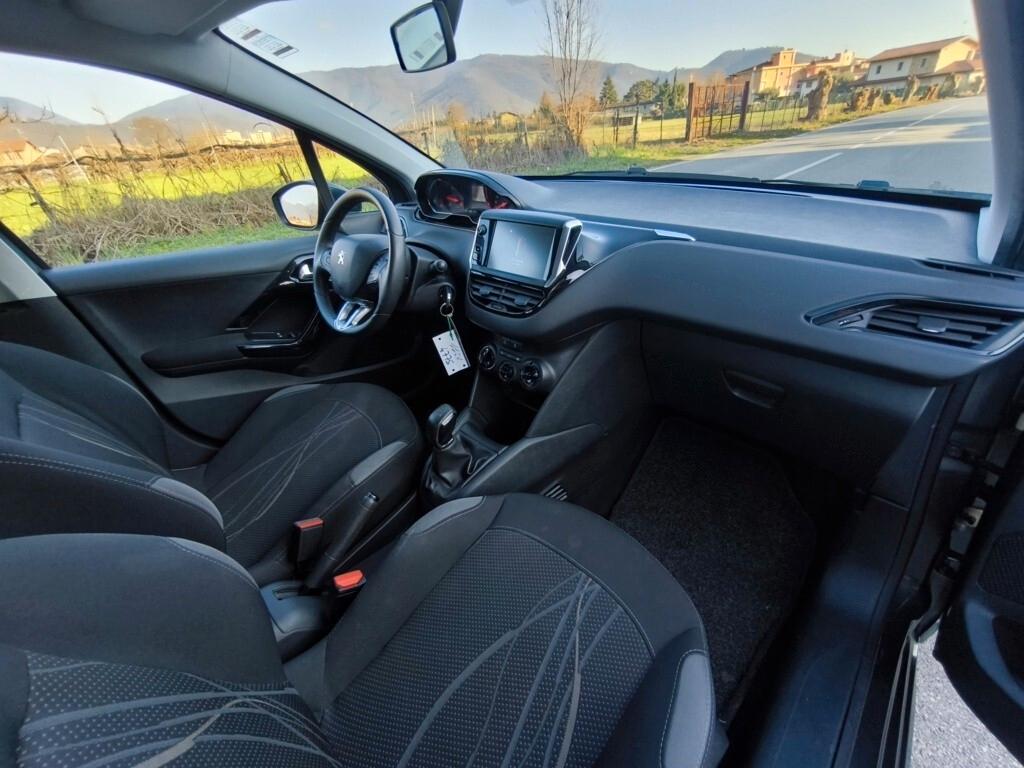 PEUGEOT 208 1,4 HDI ALLURE – OK NEOPATENTATI-