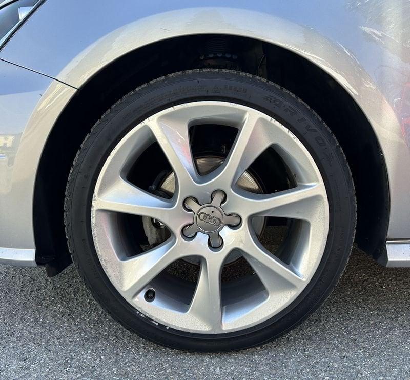 Audi A1 Audi A1 1.0 TFSI ultra S-LINE ''NEO-PATENTATO''
