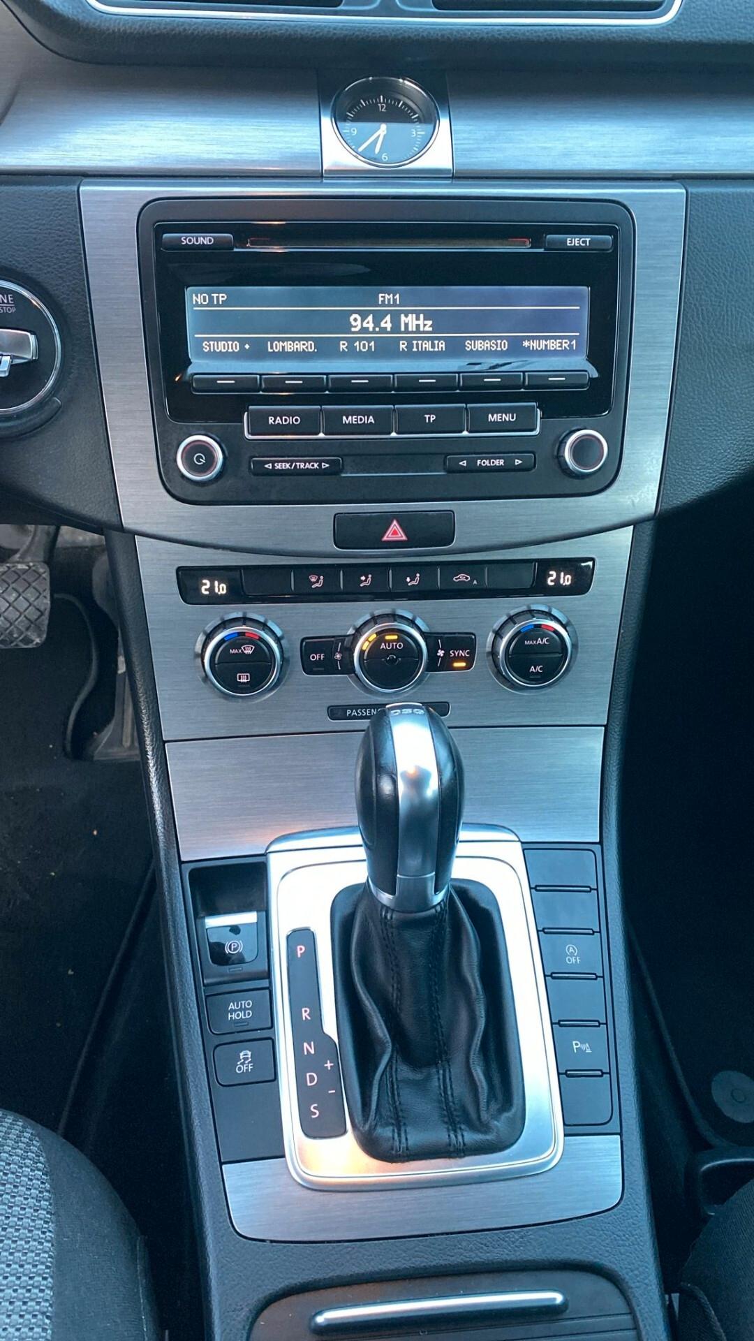 Volkswagen Passat 2.0 TDI DSG Highline BlueM. Tech.