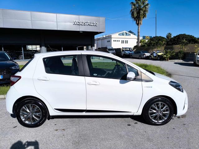 TOYOTA Yaris 1.3 5 porte Active Multidrive S Automatica