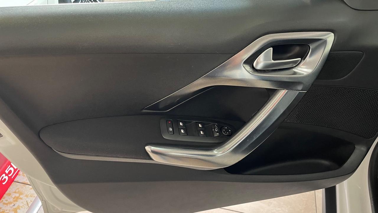 Peugeot 2008 1.6 e-HDi 115 CV Stop&Start Allure