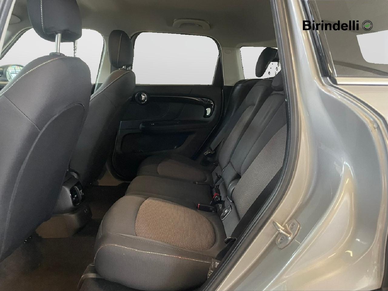 MINI Mini Countrym.(F60) - Mini 2.0 Cooper D Essential Countryman