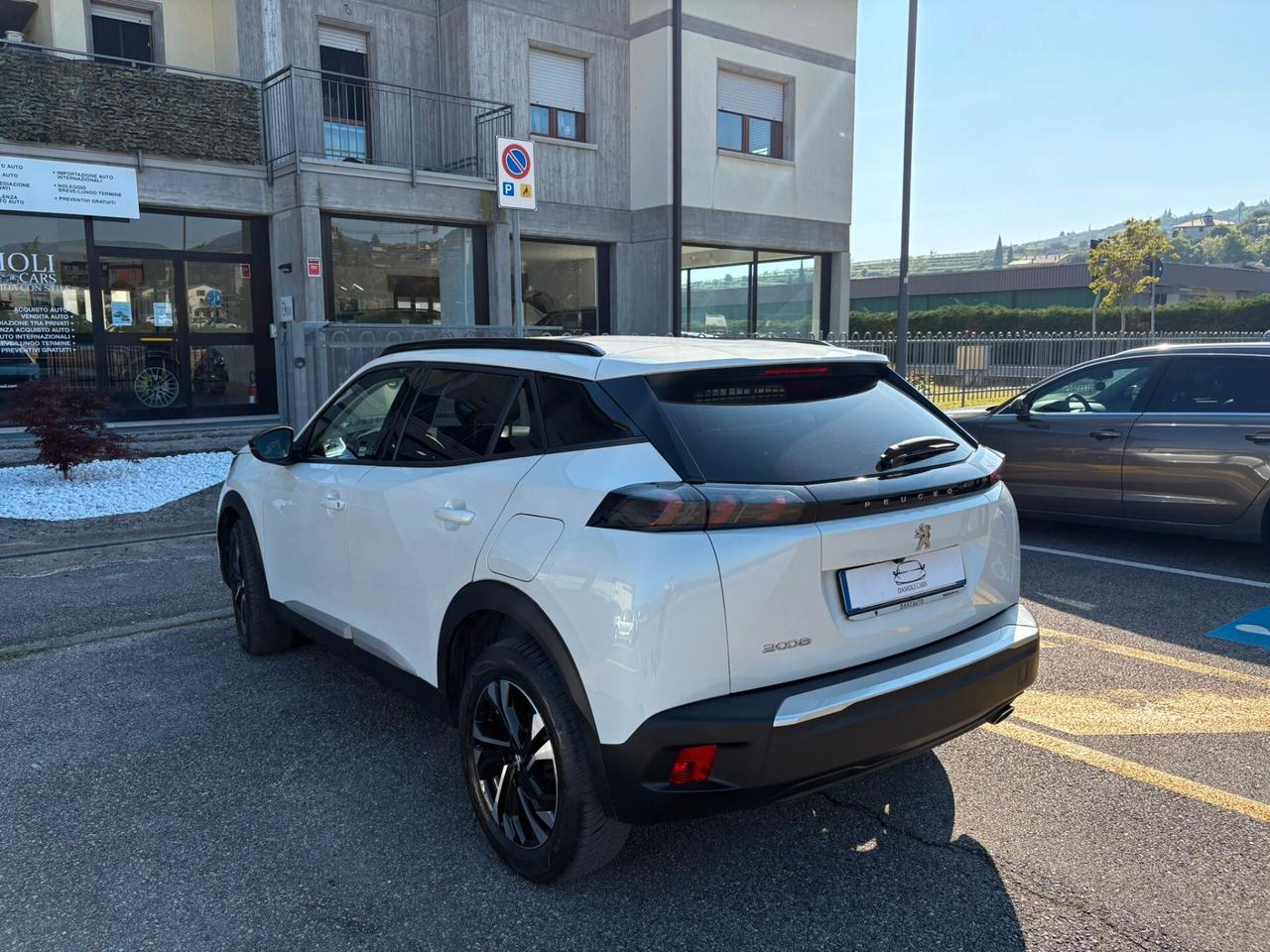 PEUGEOT 2008 1.5 BLUEHDI GT LINE