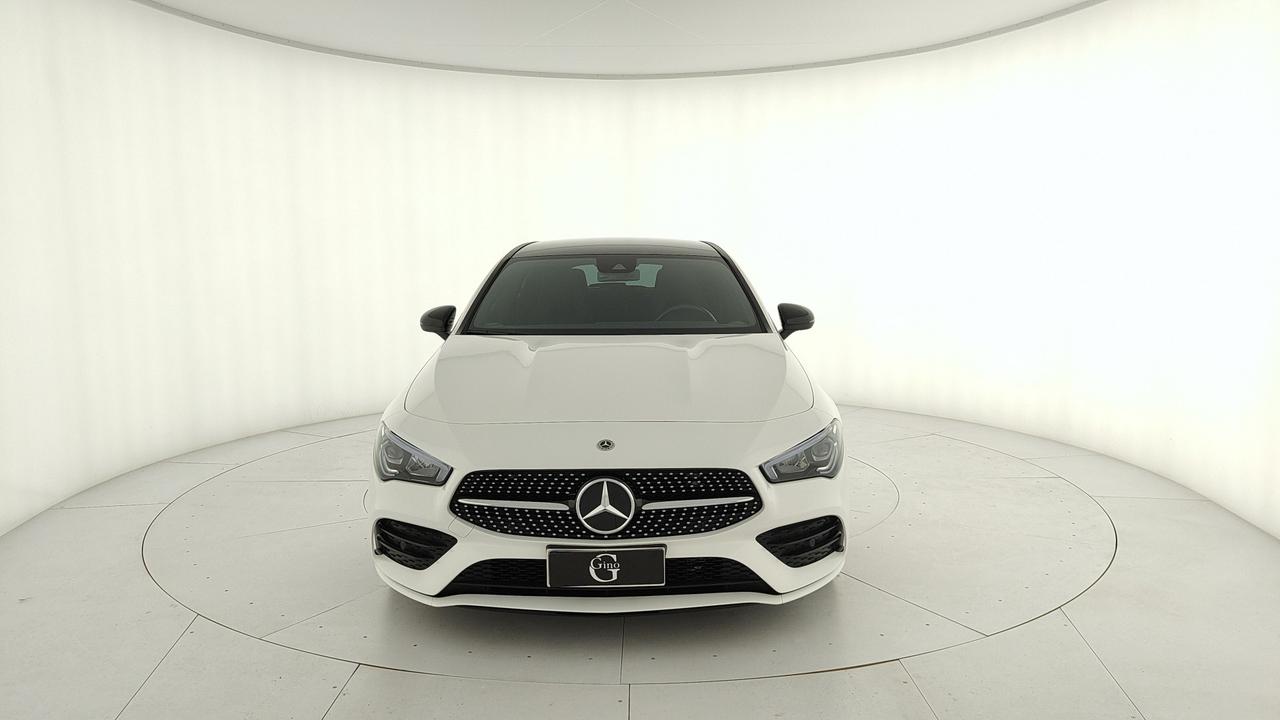 Mercedes-Benz CLA Sh.Brake - X118 - CLA Shooting Brake 200 d Premium 4matic auto