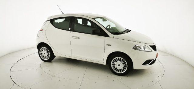 LANCIA Ypsilon 1.2 69 CV 5 porte GPL Ecochic Silver
