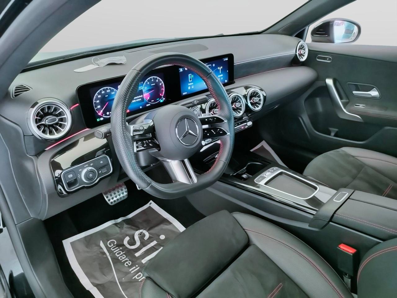 Mercedes-Benz Classe A - W177 2023 - A 180 AMG Line Advanced Plus auto