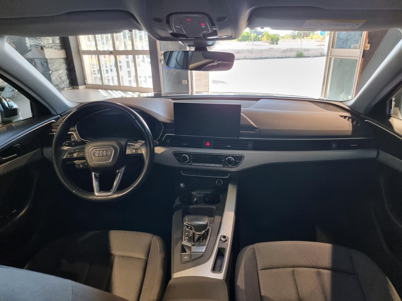 Audi A4 Avant 35 TDI/163 CV S tronic Business Advanced