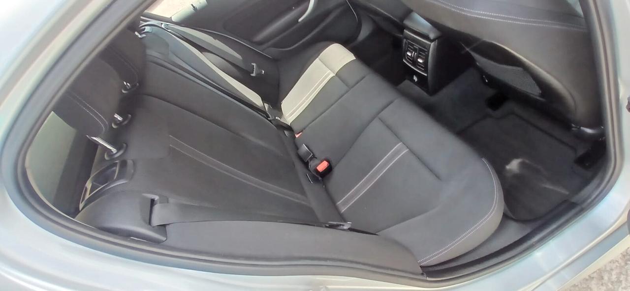BMW 116d 5p. Msport - 2016