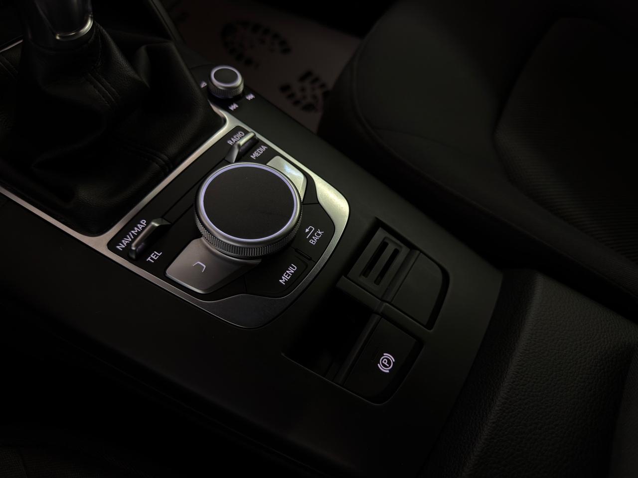 Audi A3 Sedan 30 TDI S- LINE *FULL OPTIONAL* Berlina