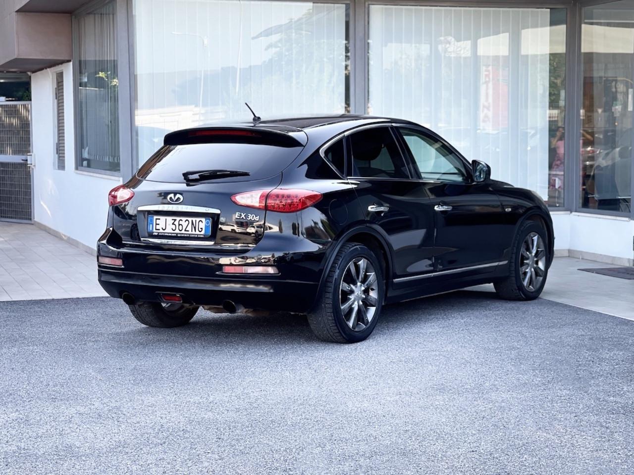 Infiniti QX50 (EX) 3.0 Diesel 238CV E5 - 2011