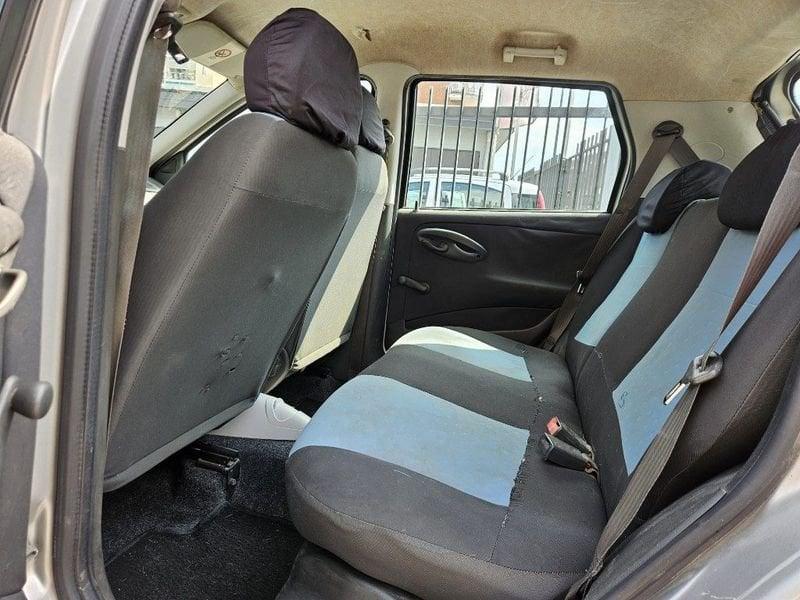FIAT Punto 1.2i cat 5 porte