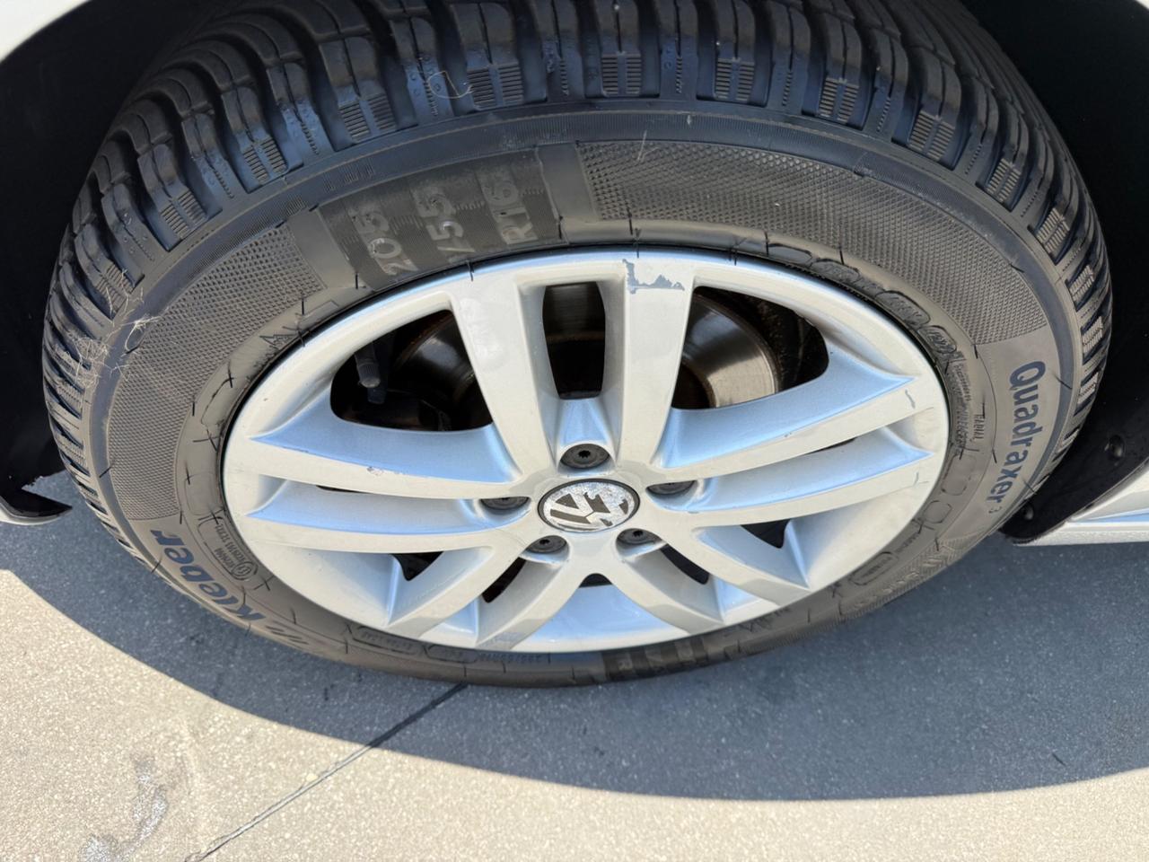 Volkswagen Golf 1.6 TDI full optional
