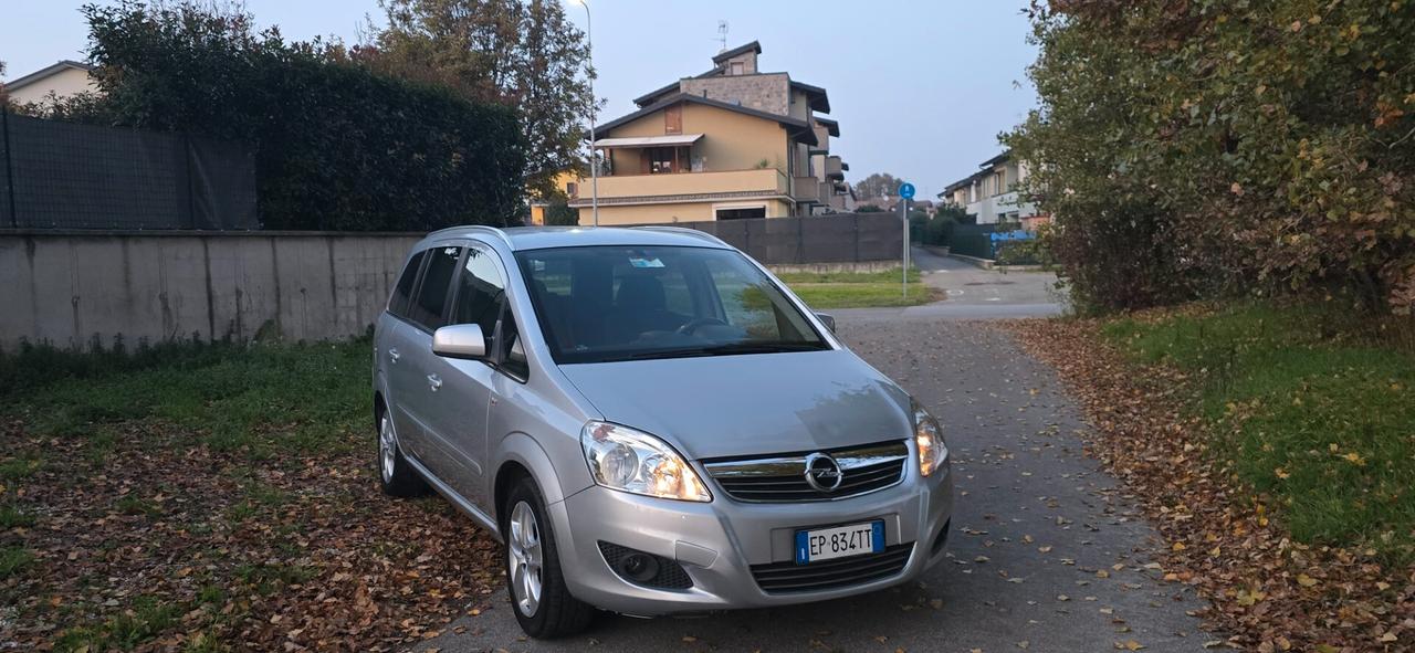 Opel Zafira 1.6 16V VVT One