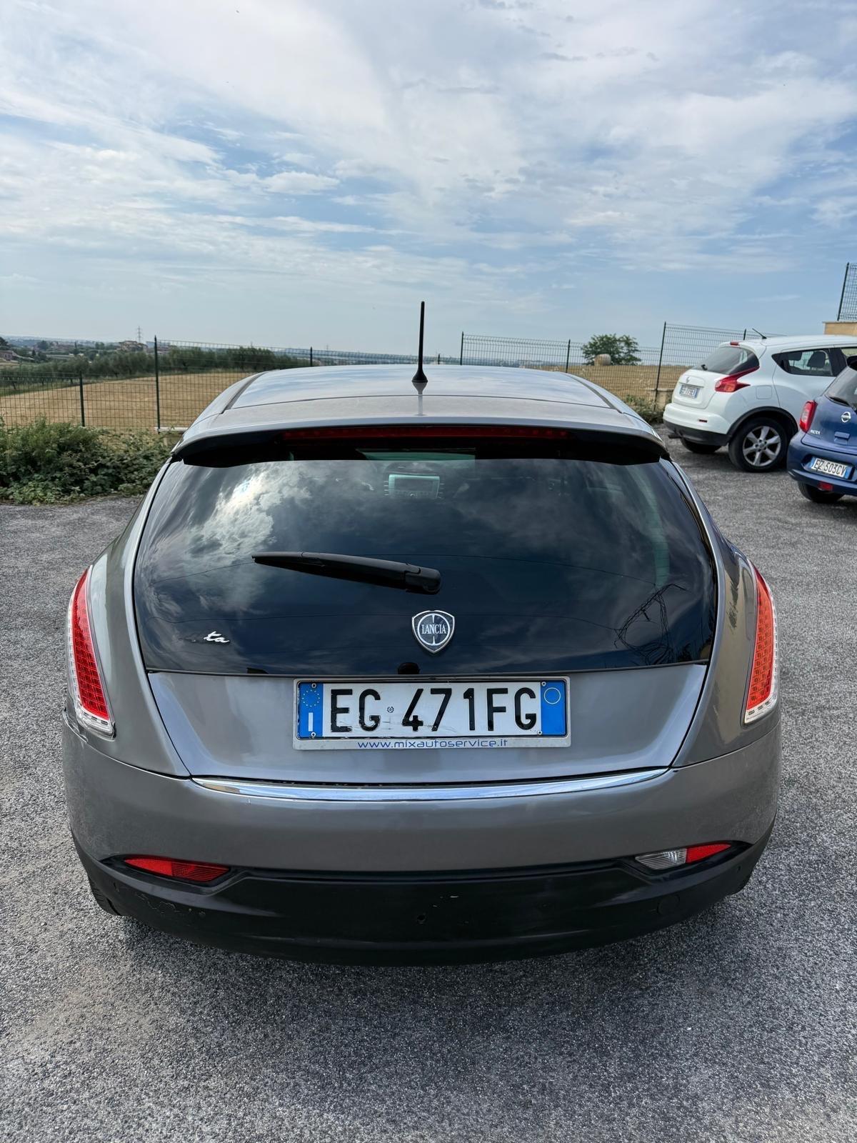 Lancia Delta 1.6 MJT DPF 105 CV Gold