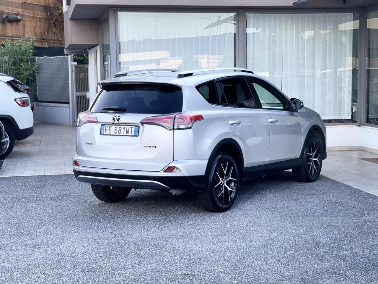 Toyota RAV4 5 Porte 2.0 Diesel 143CV E6 - 2016