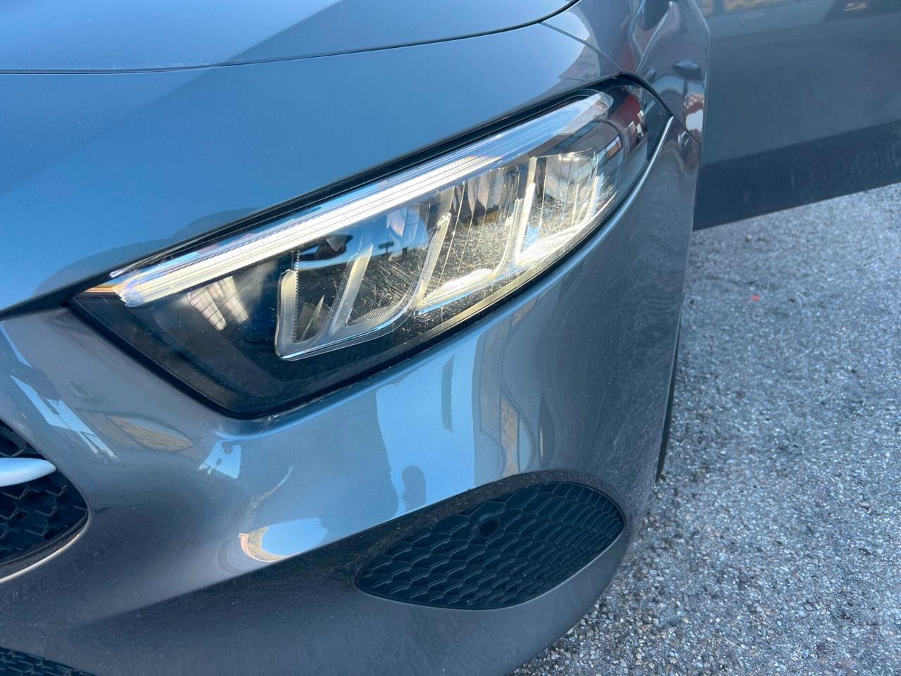 Mercedes-benz A 180 d Automatic AMG Line Advanced Plus -2025