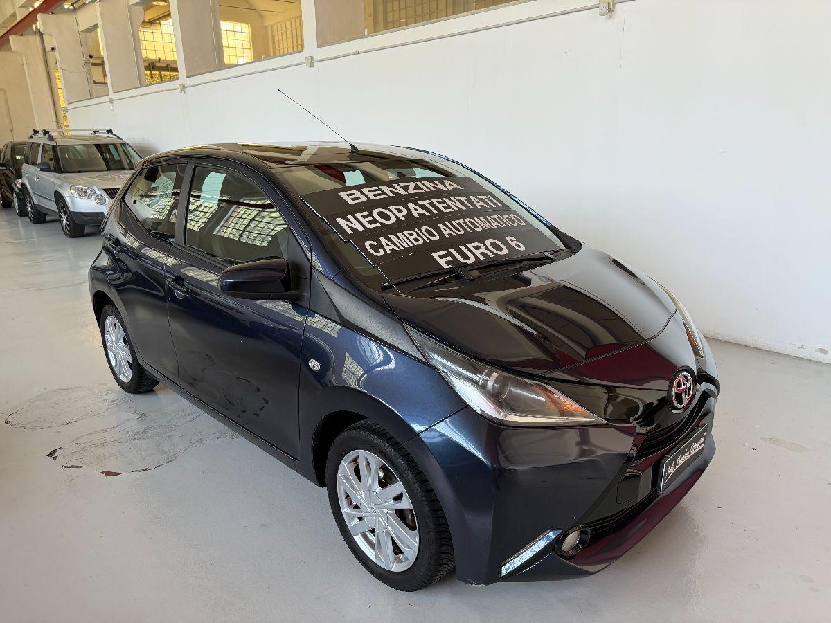 TOYOTA - Aygo - 1.0 VVT-i 69 CV 5p. x-play TSS MMT