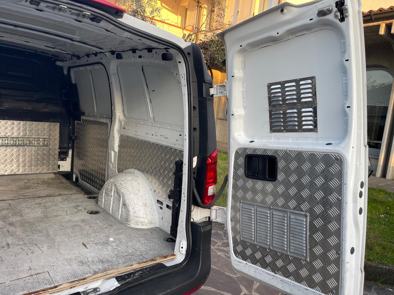 Mercedes-benz Vito 1.7 114 CDI PL Mixto Extra-Long