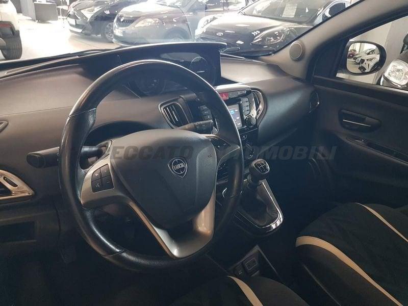 Lancia Ypsilon Ypsilon 1.2 Gold 69cv