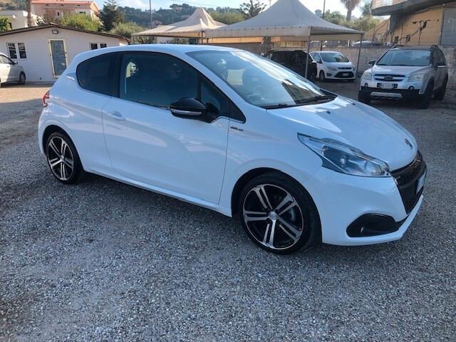 Peugeot 208 PureTech Turbo 110 S&S 3 porte GT Line