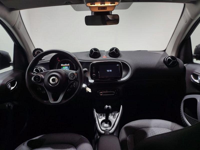 smart fortwo EQ Passion