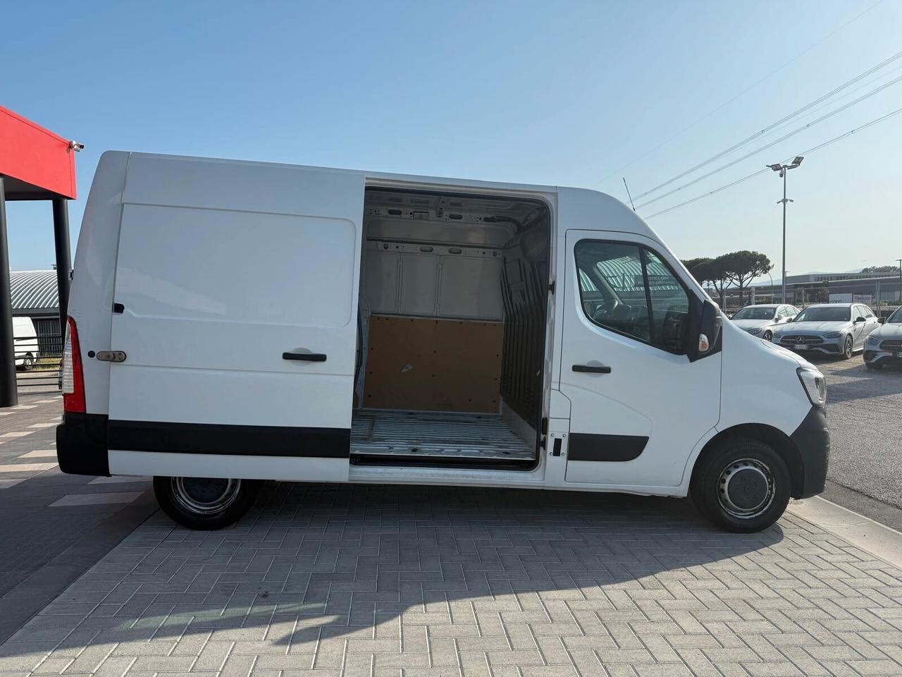 Renault Master T35 2.3 ENERGY DCI 150 CV L2H2 (435)