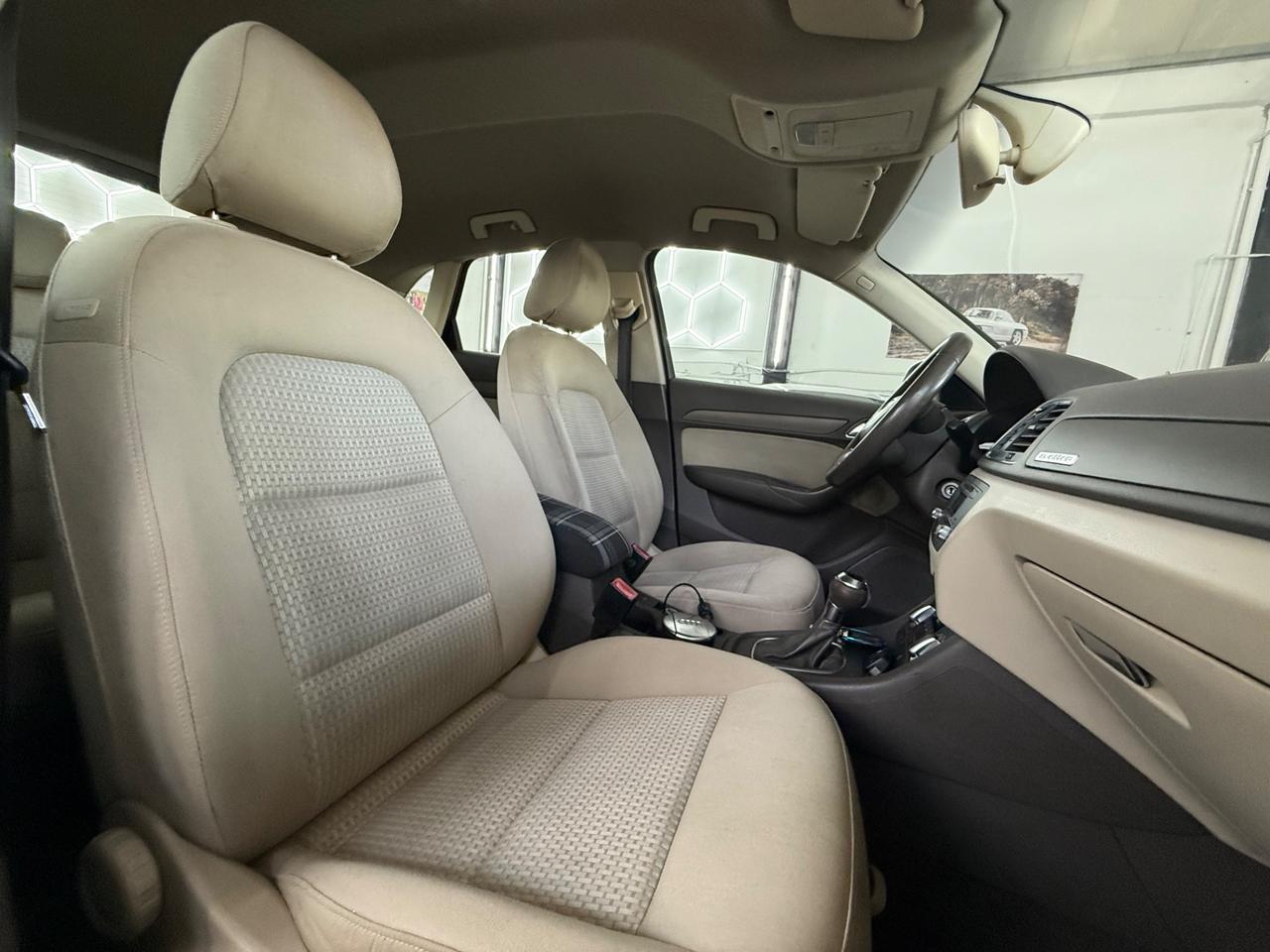 Audi Q3 2.0 TDI quattro S tronic Business Plus
