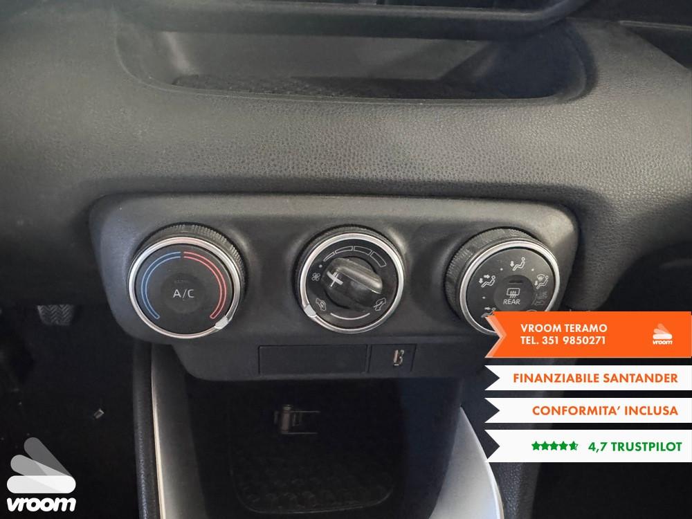 TOYOTA Yaris 1.0 5 porte Business