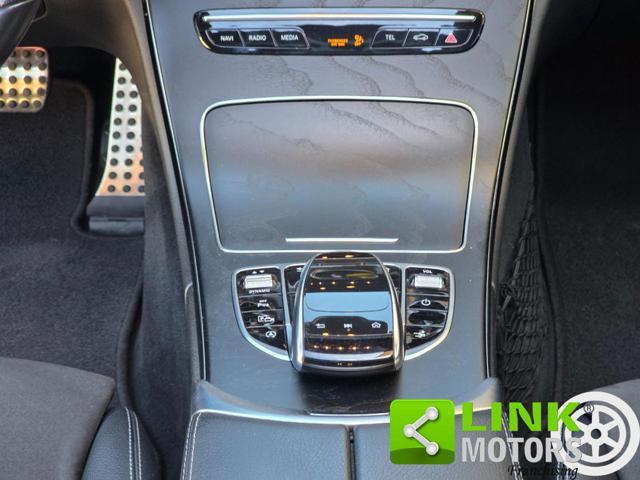 MERCEDES-BENZ C 220 d FULL 4Matic Coupé Premium Plus AMG Night 194 CV