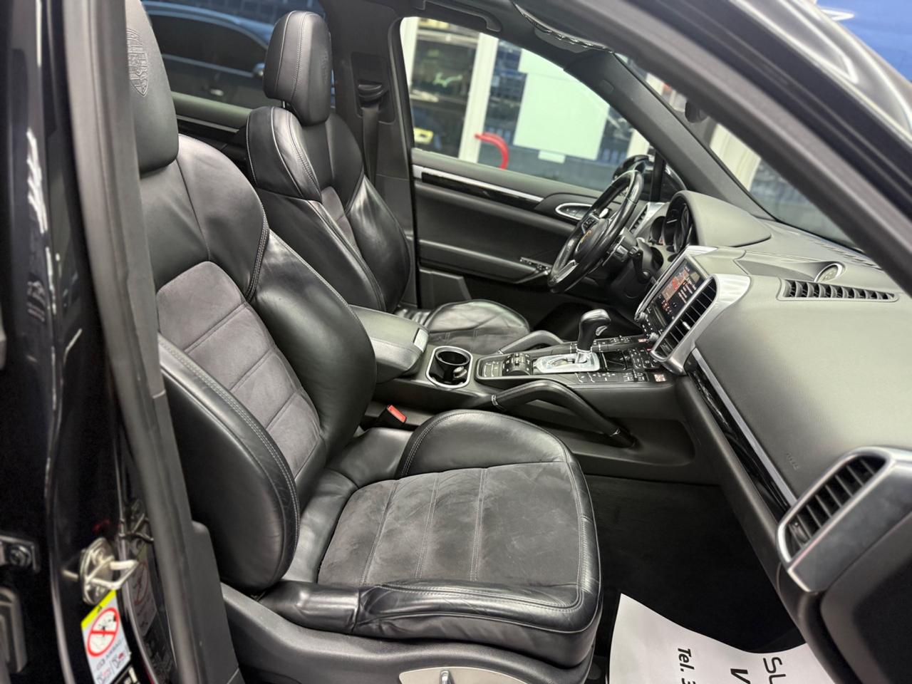 Porsche Cayenne 3.0 Diesel Platinum Edition