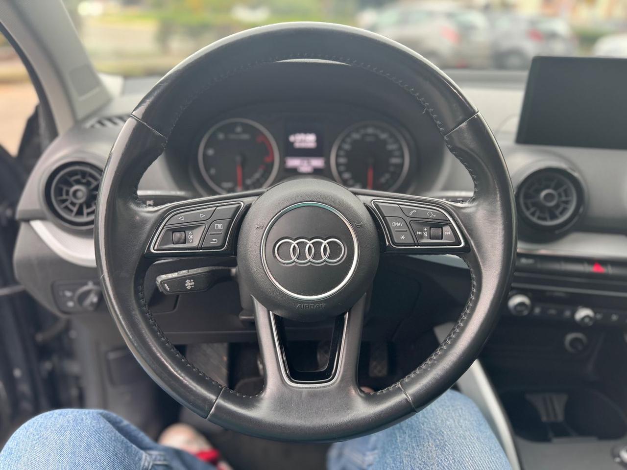 Audi Q2 Business 1.6 30 TDI #7416