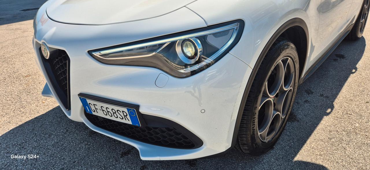 Alfa Romeo Stelvio 2.2 Turbodiesel 190 CV AT8 Q4 Sprint IVA ESPOSTA