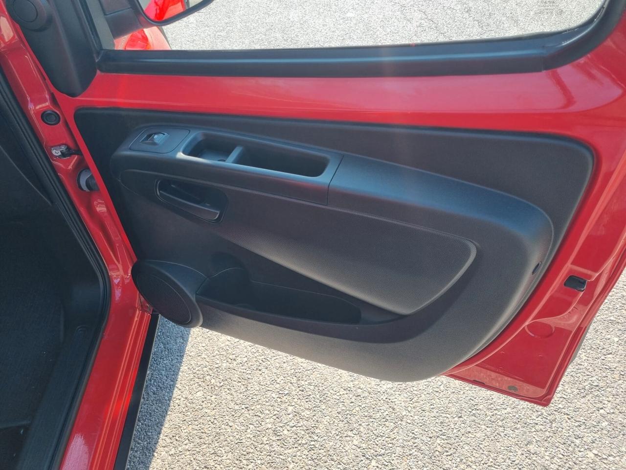 Fiorino 1.3 MJT 95CV Adventure ex Telecom