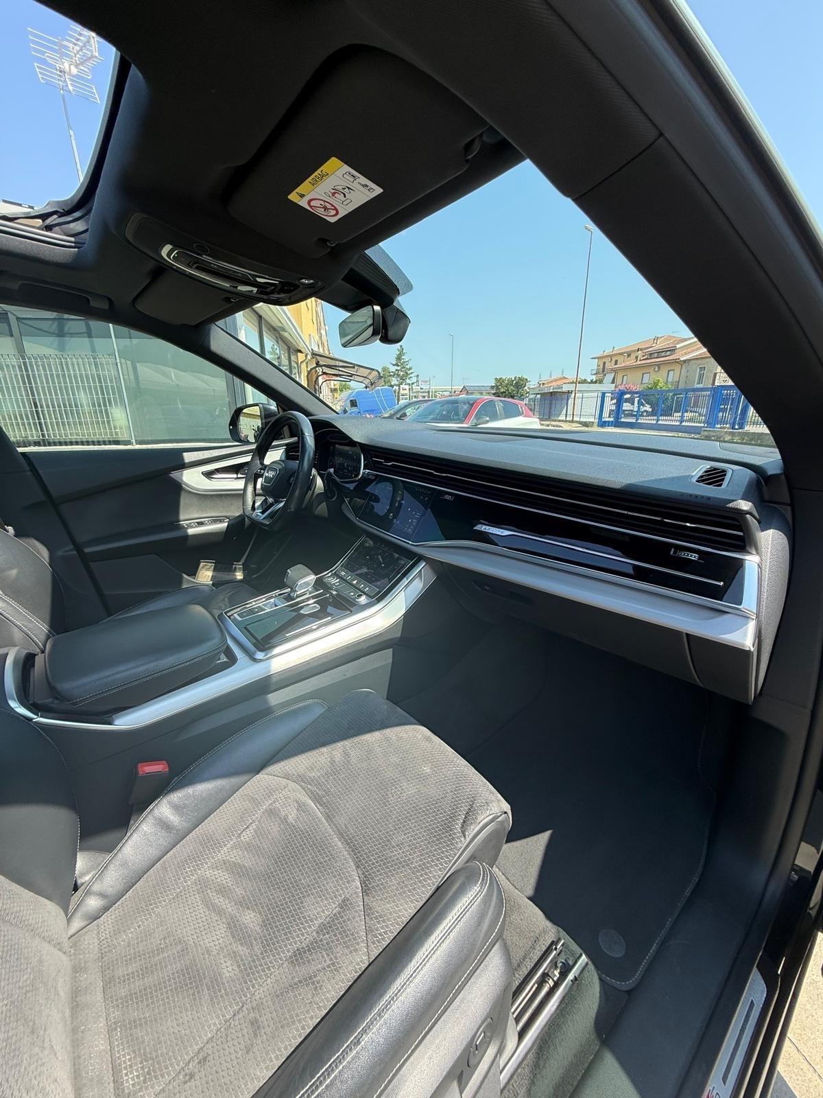 Audi Q8 50 TDI 286 CV quattro tiptronic Sport