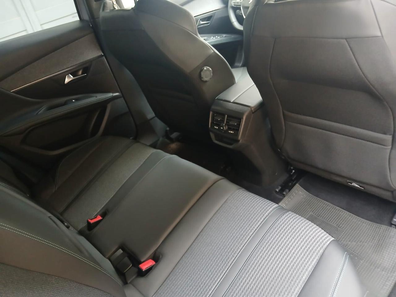 Peugeot 3008 BlueHDi 130 S&S EAT8 Allure Pack