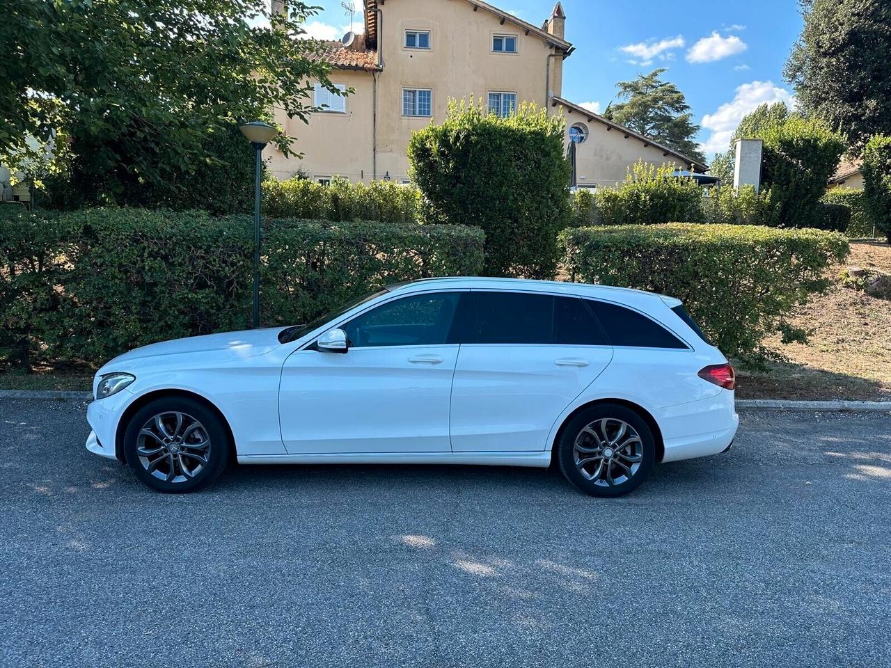 Mercedes-benz C 220 d S.W. Auto Exclusive NAVI - PELLE - TETTO PANORAMA - 7G TRONIC F1 LEVE AL VOLANTE