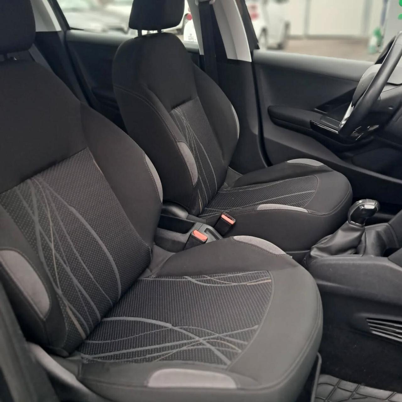 Peugeot 208 1.4 HDi 68 CV 5 porte Active