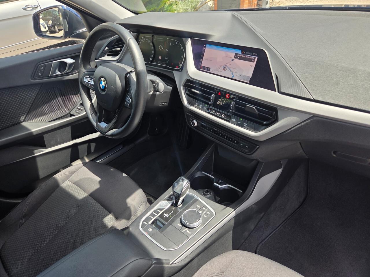 Bmw 1 F40 116d 5p. Business Advantage - 2020 DA VETRINA