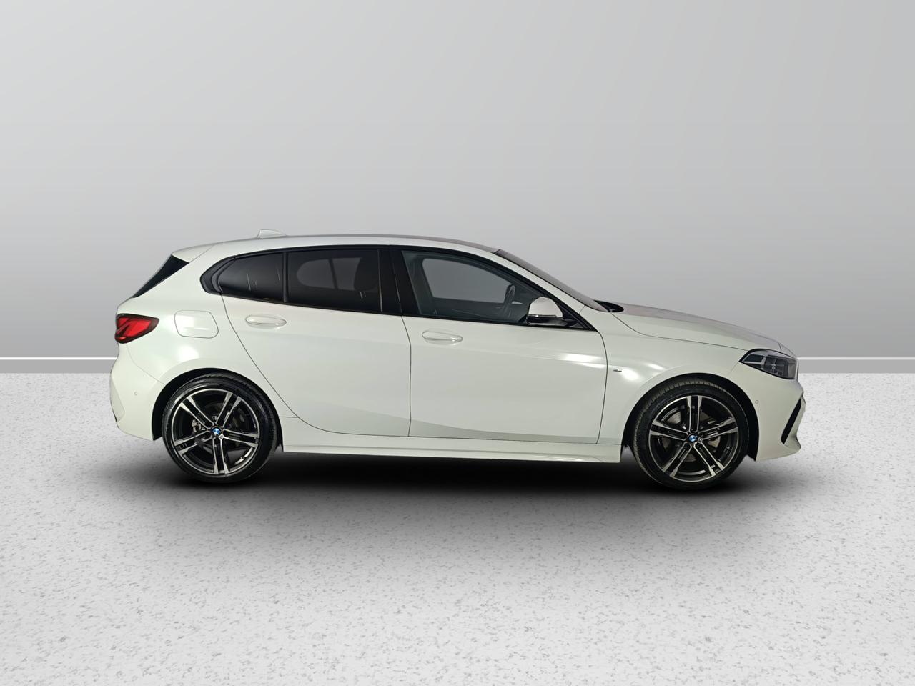 BMW Serie 1 F40 - 118d Msport auto