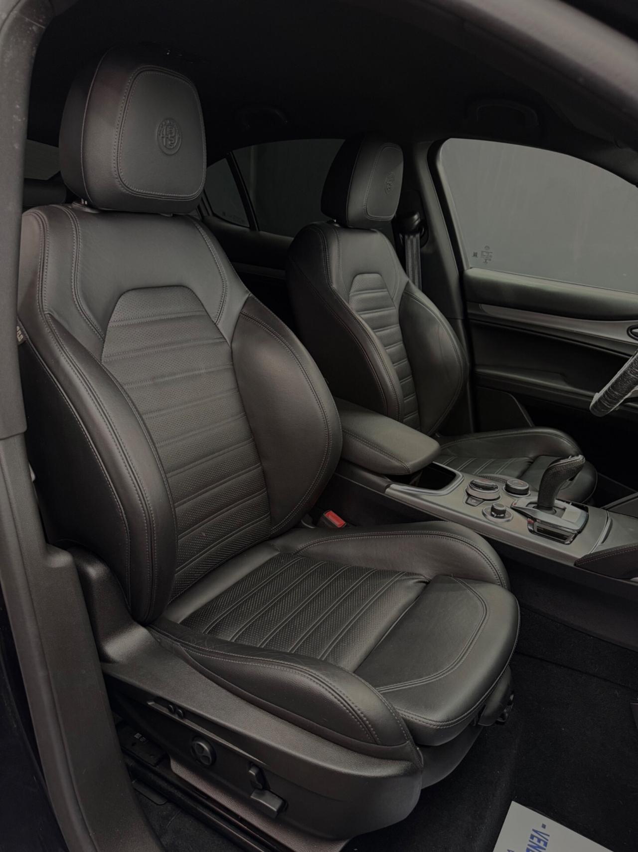 Alfa Romeo Stelvio 2.2 TD 210 CV Q4 Veloce IPER FULL