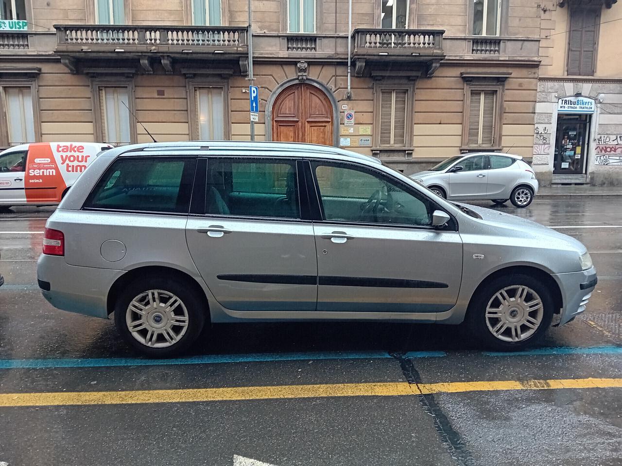 FIAT STILO - APERTI AD AGOSTO