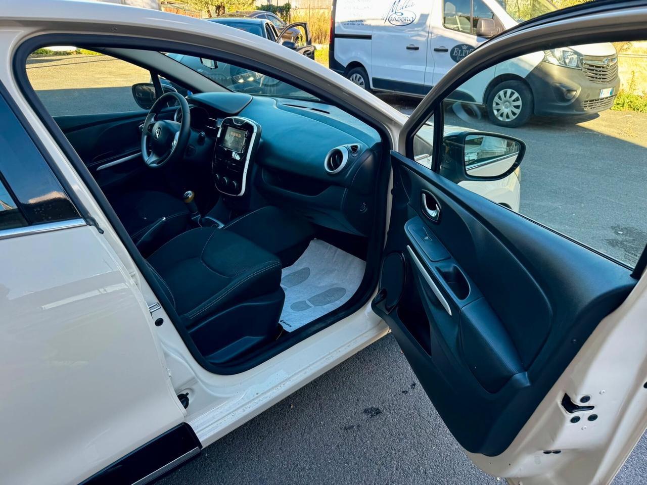 Renault Clio dCi 8V 90CV Start&Stop 5 porte Energy Duel