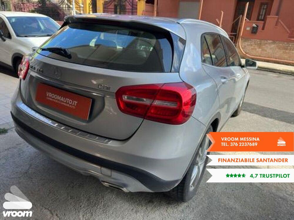 MERCEDES GLA (X156) GLA 200 CDI Automatic Sport